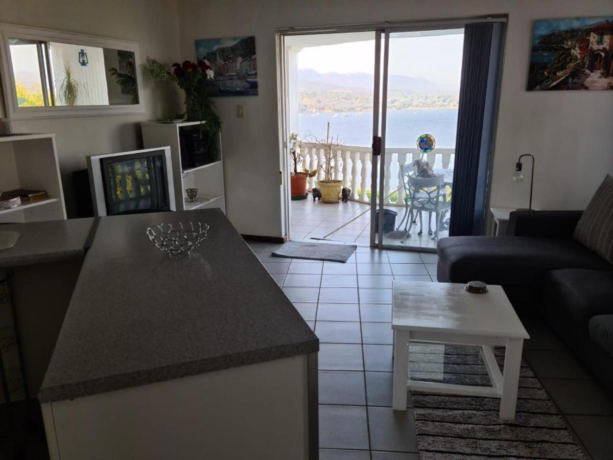 Kosmos View Luxury Apartments Hartbeespoort Extérieur photo