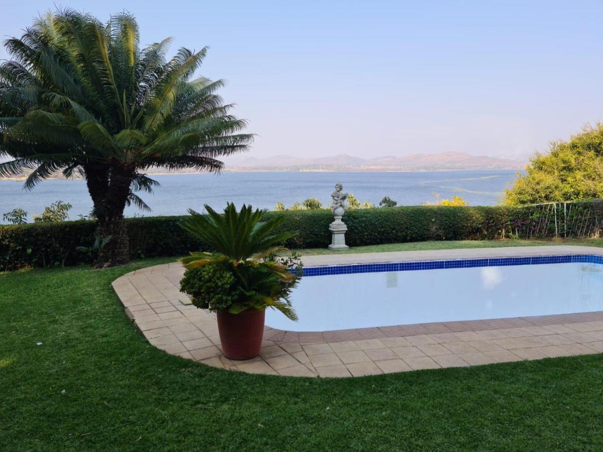 Kosmos View Luxury Apartments Hartbeespoort Extérieur photo
